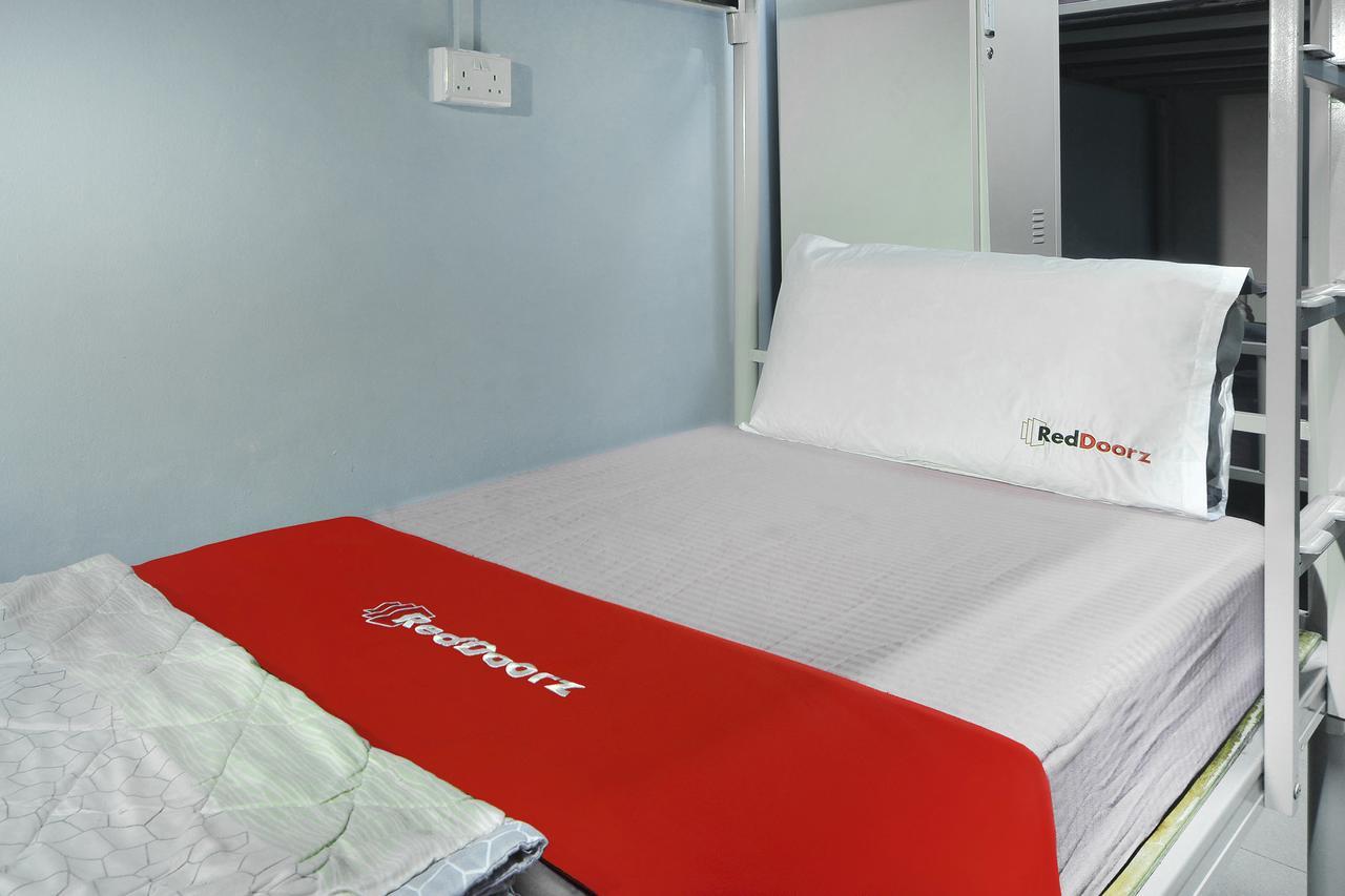 Reddoorz Hostel @ Kallang Mrt Singapore Eksteriør billede