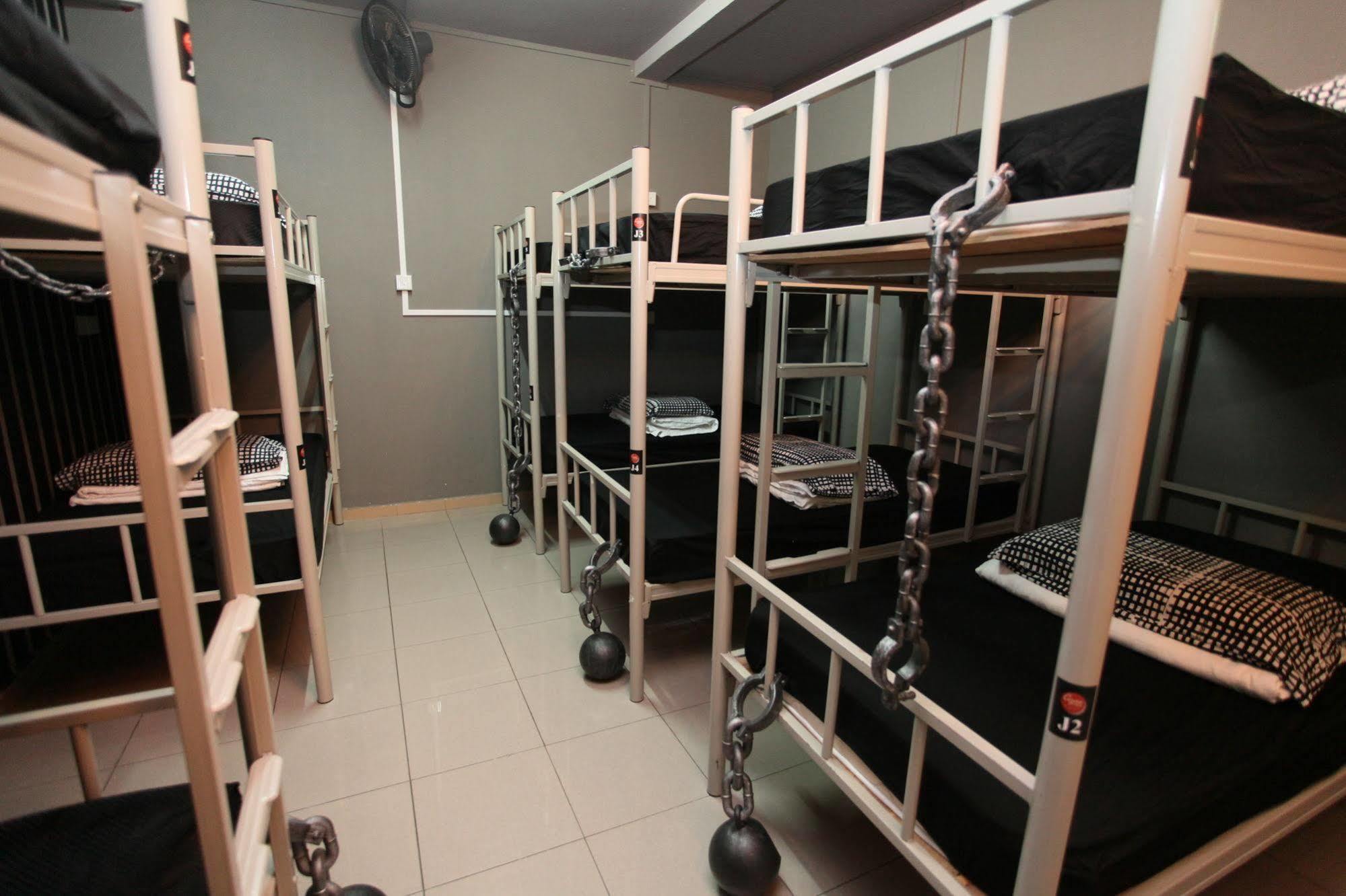 Reddoorz Hostel @ Kallang Mrt Singapore Eksteriør billede